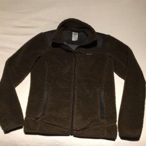 Patagonia Women’s Brown Retro Look Fleece Jacket